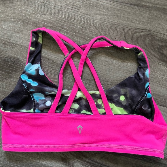 Ivivva/ Lululemon Reversible Sports Bra (New!!) - Picture 2 of 6